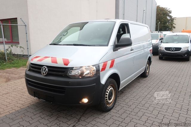 Dobozos furgon VOLKSWAGEN T5 Transporter Kasten 4Motion/Klima/AHK/FN: 209