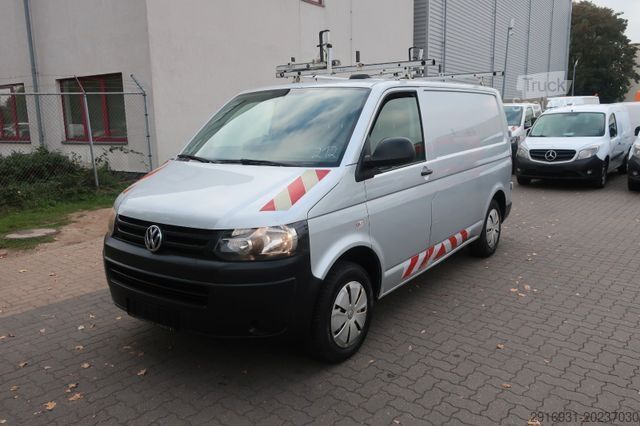 Dobozos furgon VOLKSWAGEN T5 Transporter Kasten 4Motion/Klima/AHK/FN: 212