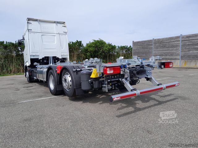 Camion porte-caisses amovibles DAF FAN XG 480  Multiwechsler 1120-1320