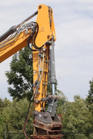 Pelle sur chenilles Liebherr R926 K LC COMPACT | SORTING GRAB | QUICK COUPLER