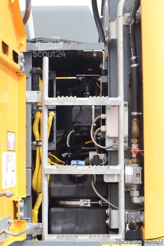 Pelle sur chenilles Liebherr R926 K LC COMPACT | SORTING GRAB | QUICK COUPLER