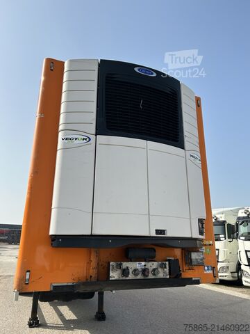 Trasporto refrigerato/congelato Krone / SOR Iberica-S3E / Carrier Vector 1550 Reefer ...