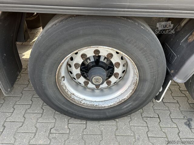 Trasporto refrigerato/congelato Krone / SOR Iberica-S3E / Carrier Vector 1550 Reefer ...