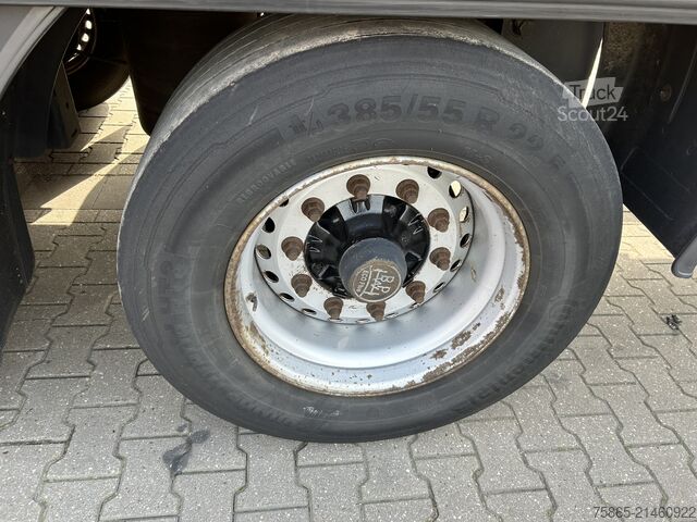 Trasporto refrigerato/congelato Krone / SOR Iberica-S3E / Carrier Vector 1550 Reefer ...