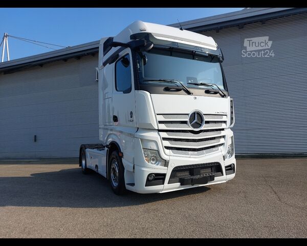 Štandardný ťahač MERCEDES-BENZ Actros L 18 4x2 - Actros L 1852 LS 4x2
