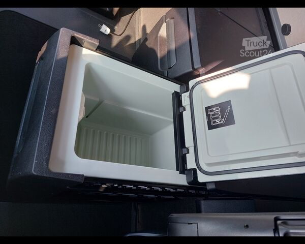 Štandardný ťahač MERCEDES-BENZ Actros L 18 4x2 - Actros L 1852 LS 4x2