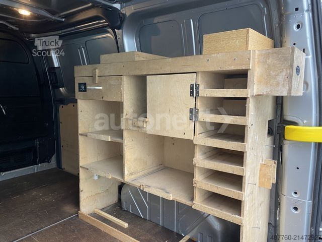 Fourgon FORD Transit Custom *Glastransporter* (3227B)