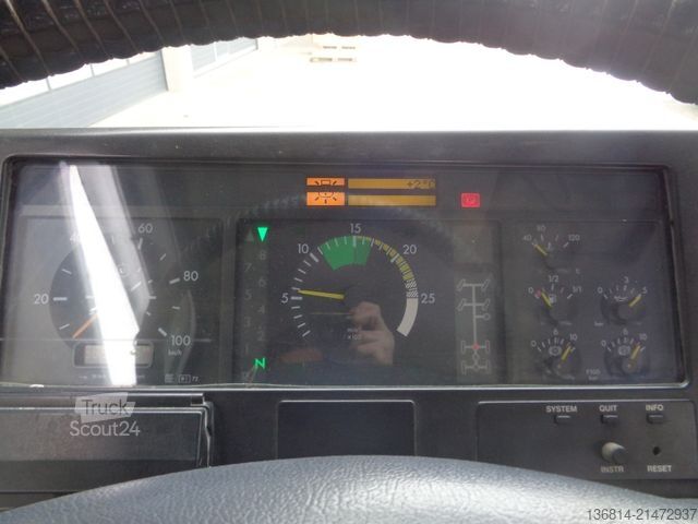 Tovornjak prekucnik MERCEDES-BENZ Actros 3240 8x4 Blatt Meiller 3-S-Kipper