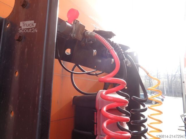 Semi-remorque bâchée KÖGEL SN24 MEGA 435/50 R19,5 SAF