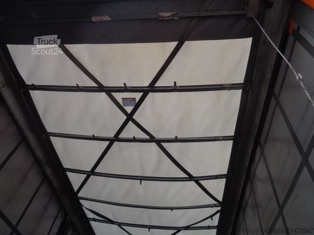 Semi-remorque bâchée KÖGEL SN24 MEGA 435/50 R19,5 SAF