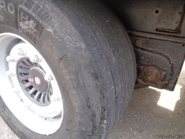 Semi-remorque bâchée KÖGEL SN24 MEGA 435/50 R19,5 SAF