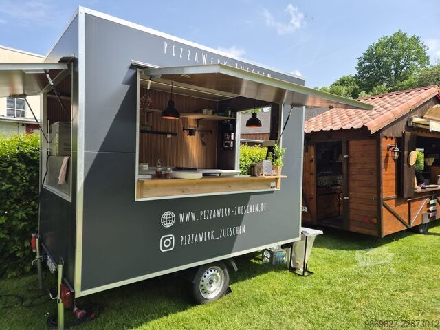 PRZYCZEPA GASTRONOMICZNA Solution Energy 