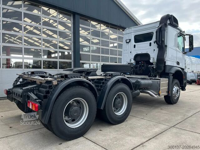 Standaard-SZM Mercedes-Benz Actros 3340 S 6x4 Tractor Head