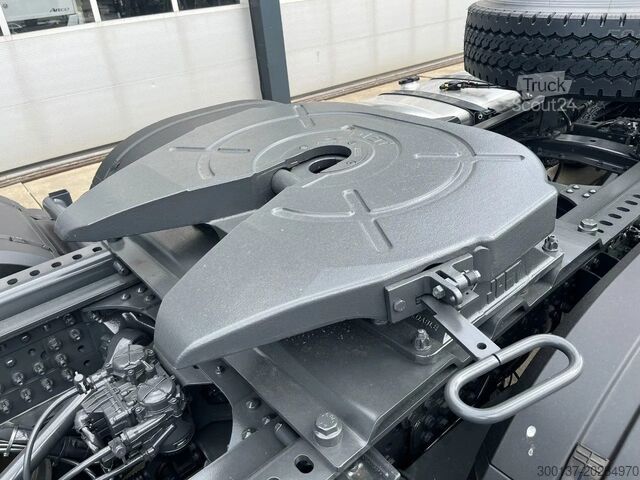 Standard-SZM Mercedes-Benz Actros 3348 S 6x4 Tractor Head