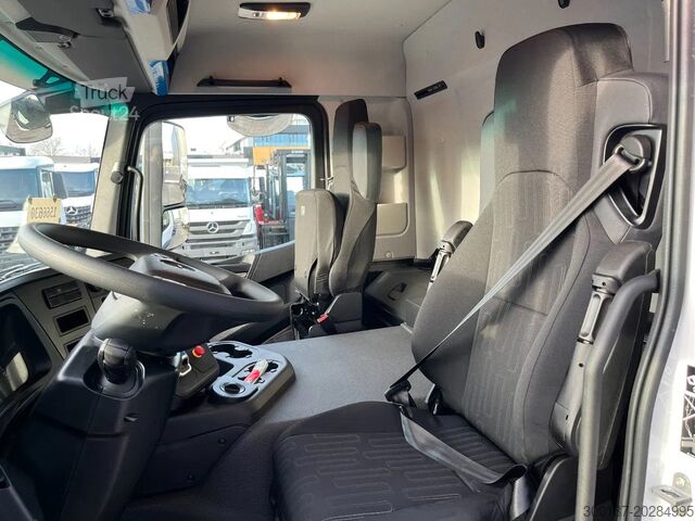 Presenning Mercedes-Benz Arocs 3340 A 6x6 Cargo Truck