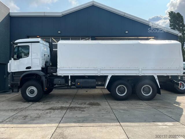 Presenning Mercedes-Benz Arocs 3340 A 6x6 Cargo Truck