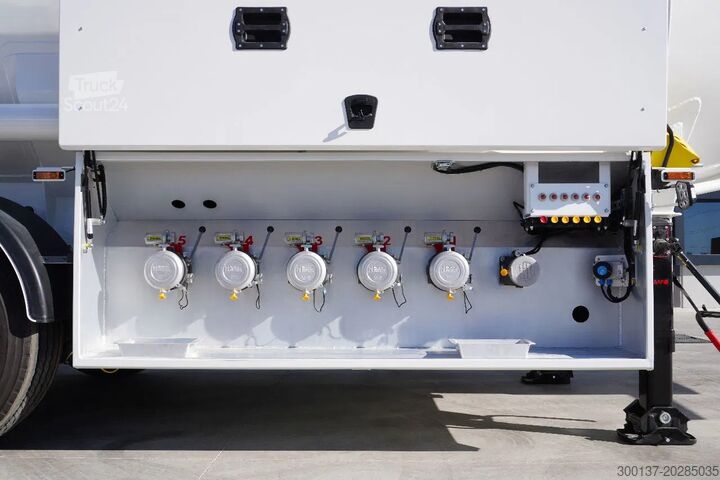 Резервуар Diversen EFEMMAK Fuel tank semi-trailer 36.000 liter ADR