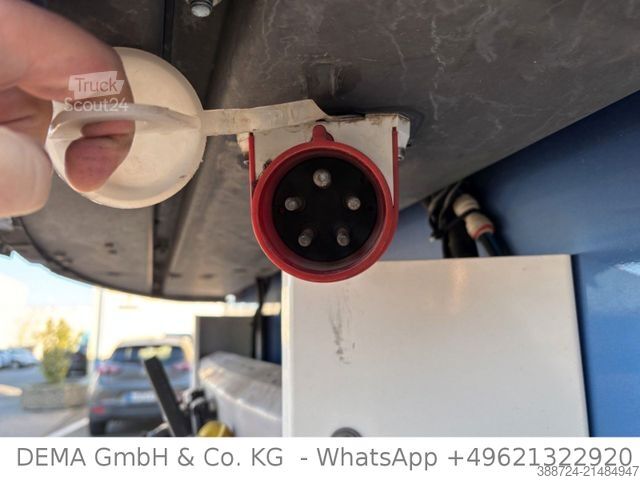 Chladírenský návěs SCHMITZ CARGOBULL SCB/S3B*Pharma*Doppelstock*Lift*ALU*Blumenbreite