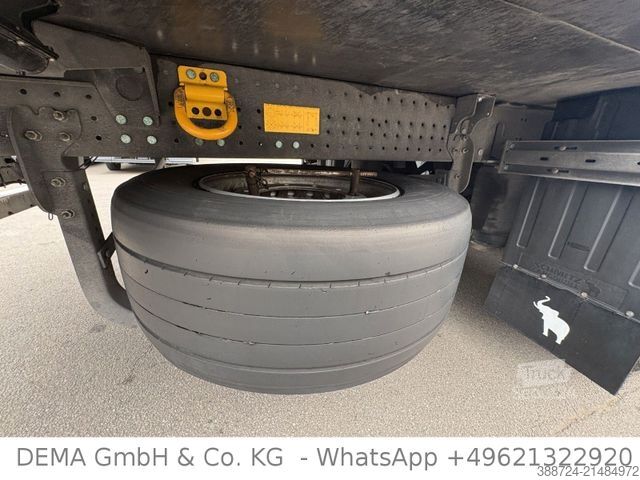 Chladírenský návěs SCHMITZ CARGOBULL SSCBS3B*Rohrbahnen*Palettenkasten*Meet*Fleisch*