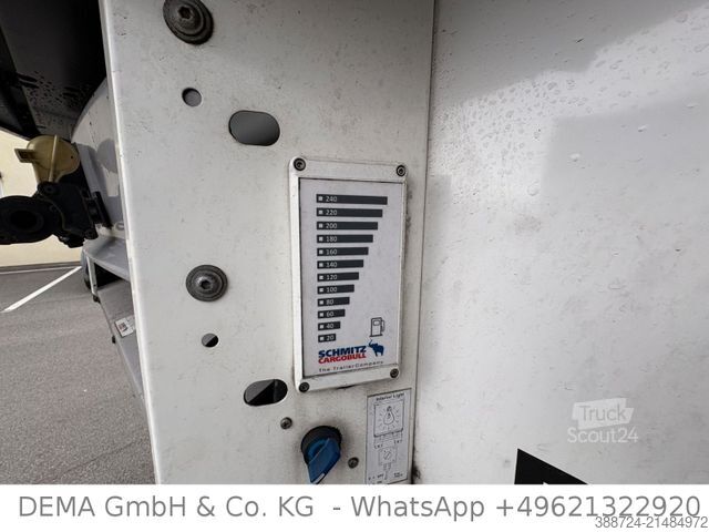 Chladírenský návěs SCHMITZ CARGOBULL SSCBS3B*Rohrbahnen*Palettenkasten*Meet*Fleisch*