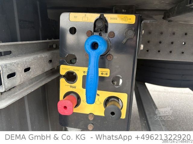 Chladírenský návěs SCHMITZ CARGOBULL SSCBS3B*Rohrbahnen*Palettenkasten*Meet*Fleisch*