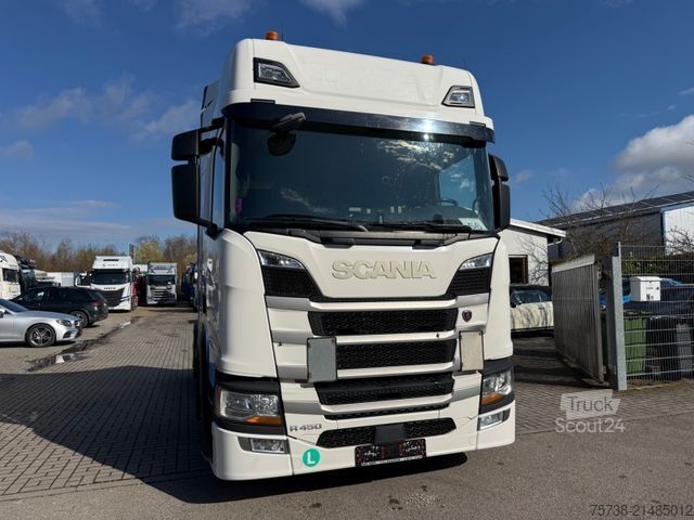 Nagy térfogatú nyergesvontató SCANIA R450 Lowliner/Leder/Hubsattelkupplung/Navi