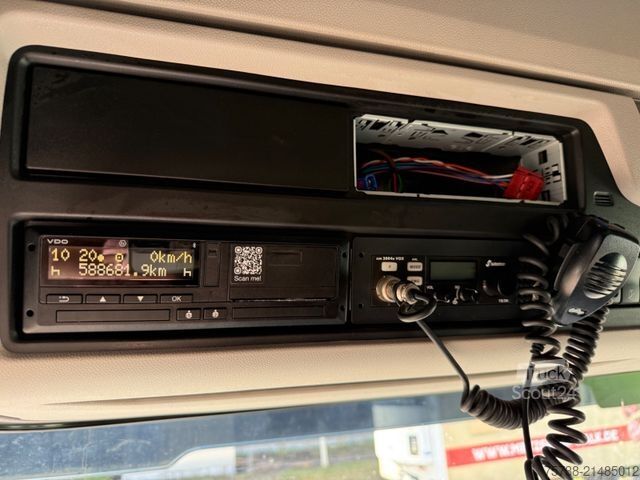 Nagy térfogatú nyergesvontató SCANIA R450 Lowliner/Leder/Hubsattelkupplung/Navi