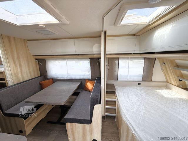 Kemperis HOBBY De Luxe 545 KMF Mod. 2026 ausgestellt Garage,