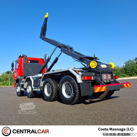 Tovornjak s kavljem za kontejnerje DAF FAD CF 85.460