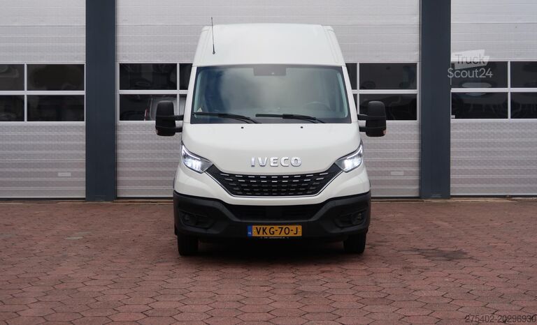 Chassis com cabina Iveco Daily 35C18H 3.0 DC AUT/ CAMERA/ LED/ CRUISE/ C...