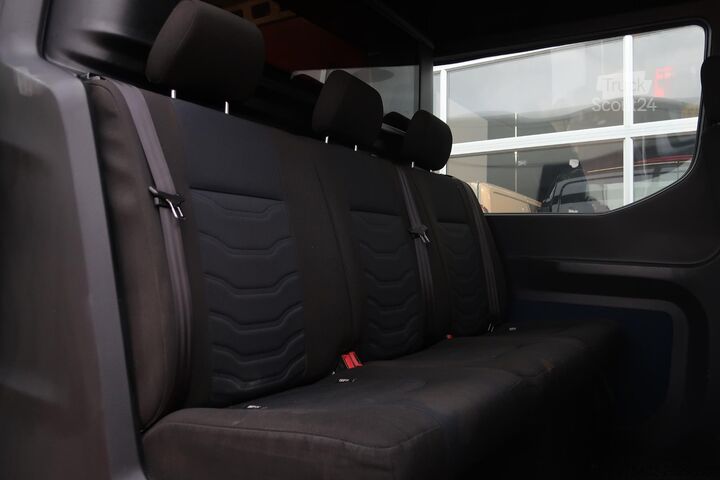 Chassis com cabina Iveco Daily 35C18H 3.0 DC AUT/ CAMERA/ LED/ CRUISE/ C...