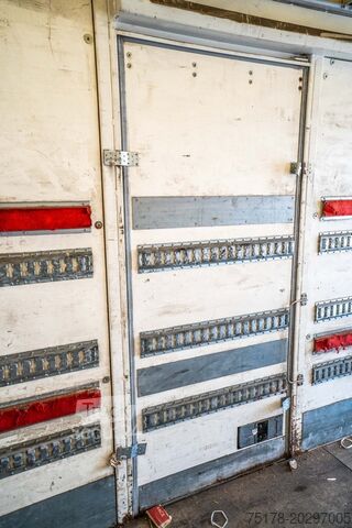 Box body MERCEDES ATEGO 1222 + D'HOLLANDIA 1.5T