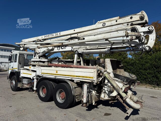 Autopompa per calcestruzzo Iveco Magirus 330