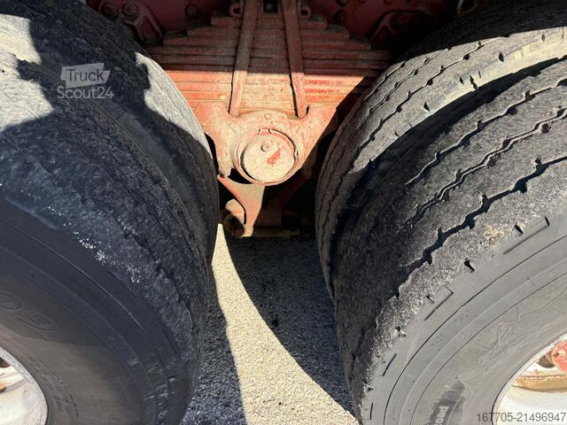 Autopompa per calcestruzzo Iveco Magirus 330