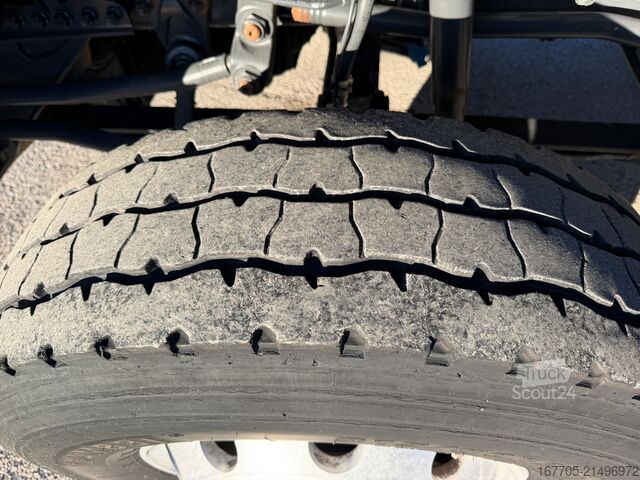 Betonszállító teherautó Mercedes-Benz AROCS 3241