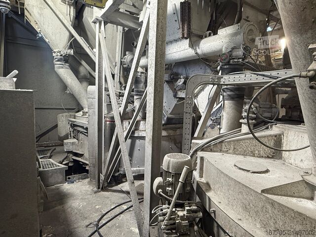 Stationary concrete mixing plant EUROMECC Euro5 MAX Wet