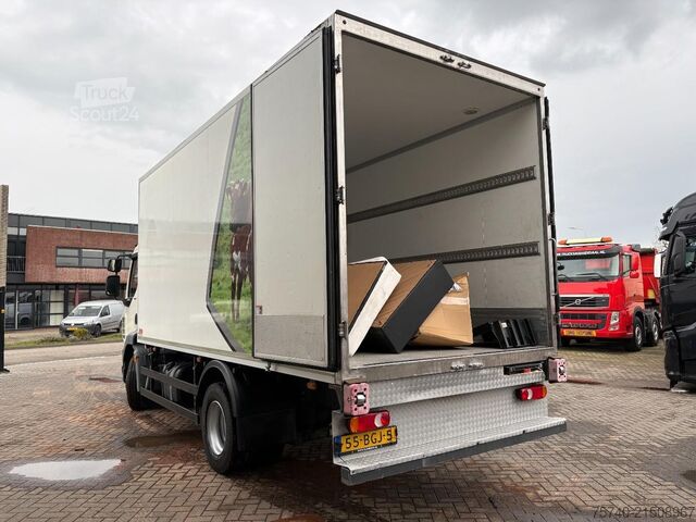 Transport frigorifique DAF LF220FA + Thermo king + euro 6 + manual