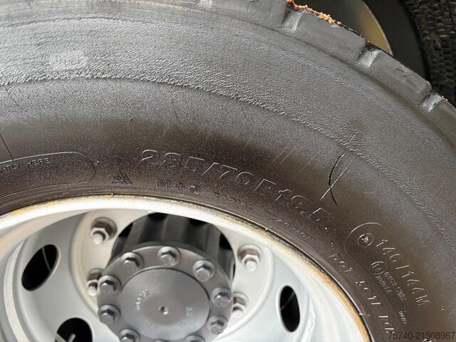 Transport frigorifique DAF LF220FA + Thermo king + euro 6 + manual