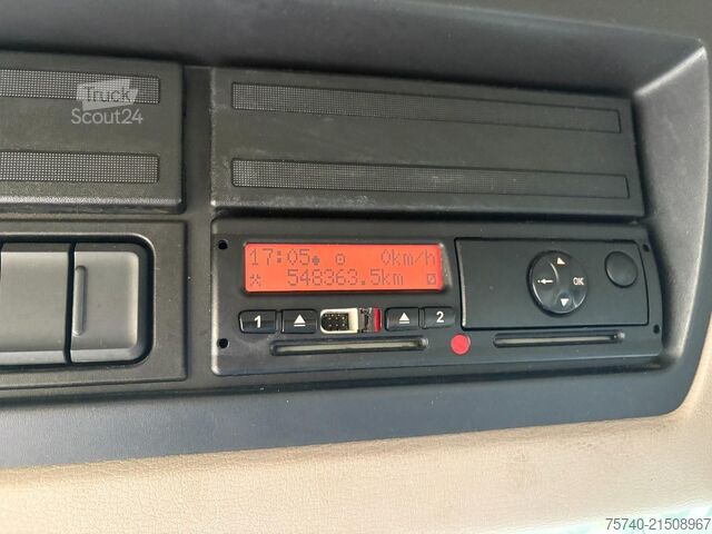 Transport frigorifique DAF LF220FA + Thermo king + euro 6 + manual