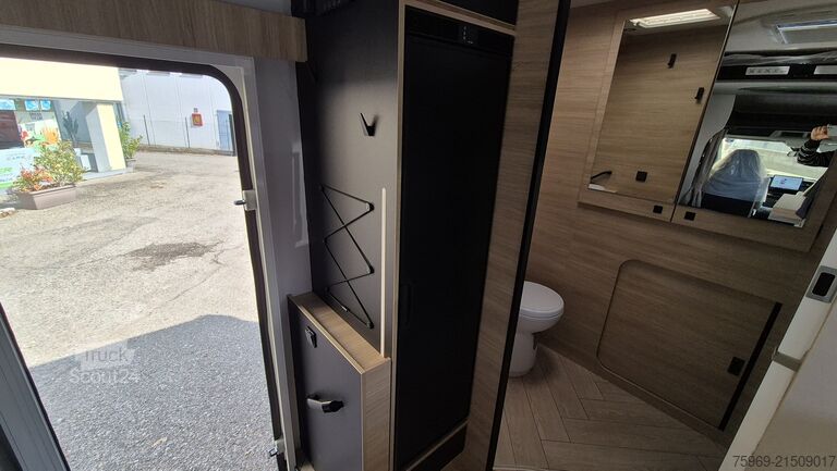 Autocaravana semi-integrada Chausson 640 TITANIUM LINE M26