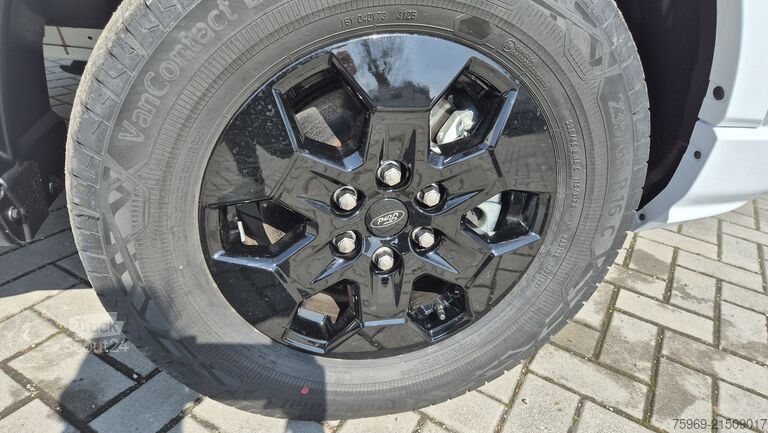 Autocaravana semi-integrada Chausson 640 TITANIUM LINE M26