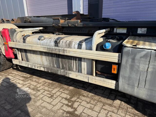 Hakenarmsystem Scania R490 **EURO 6-STEERING AXXLE**