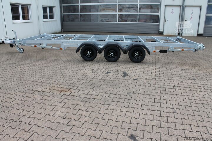 Avtomobilska prikolica Other Pkw Anhänger mit Twist Lock Verriegelungen für 20 ft. Container