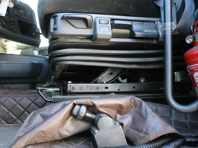 Standardni vlačilec SCANIA R490, RETARDER, DOUBLE CIRCUIT HYDRAULIC, EURO 6