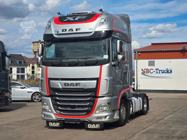 Влекач за голям обем DAF XF 480 * STANDKLIMA * TEMP * RETARDER * SPURHALT