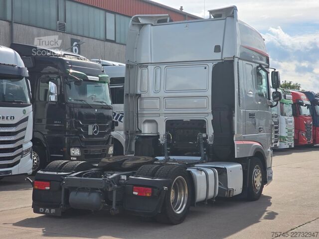 Влекач за голям обем DAF XF 480 * STANDKLIMA * TEMP * RETARDER * SPURHALT