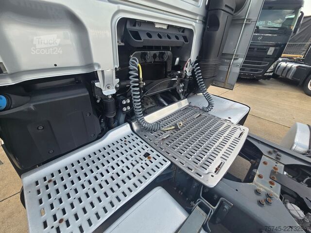 Влекач за голям обем DAF XF 480 * STANDKLIMA * TEMP * RETARDER * SPURHALT