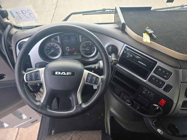 Влекач за голям обем DAF XF 480 * STANDKLIMA * TEMP * RETARDER * SPURHALT
