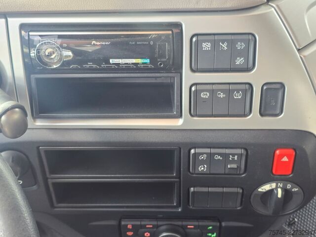 Влекач за голям обем DAF XF 480 * STANDKLIMA * TEMP * RETARDER * SPURHALT