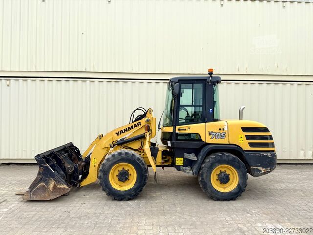 Челен товарач YANMAR V70S Schwenklader / 2017 BJ / Schaufel + Gabel